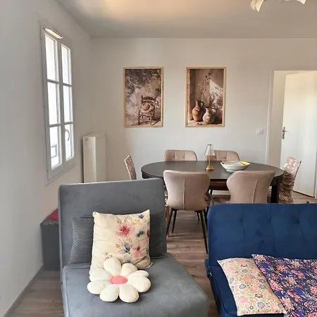 3 Pieces Proche 아파트 세리스